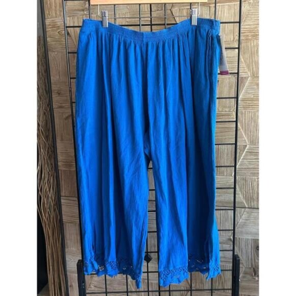 NWT - Manta Del Lago Womens Capri Sz 3X Blue Crochet Hem Casual - Picture 1 of 5